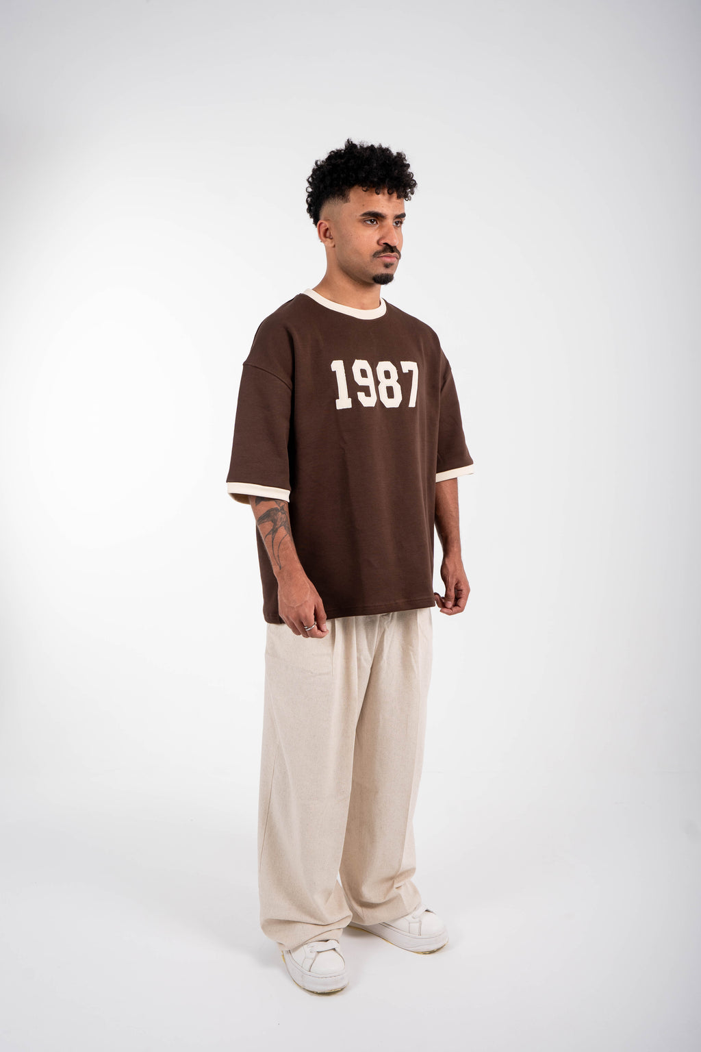 1987 Oversized T-Shirt – Brown & Cream