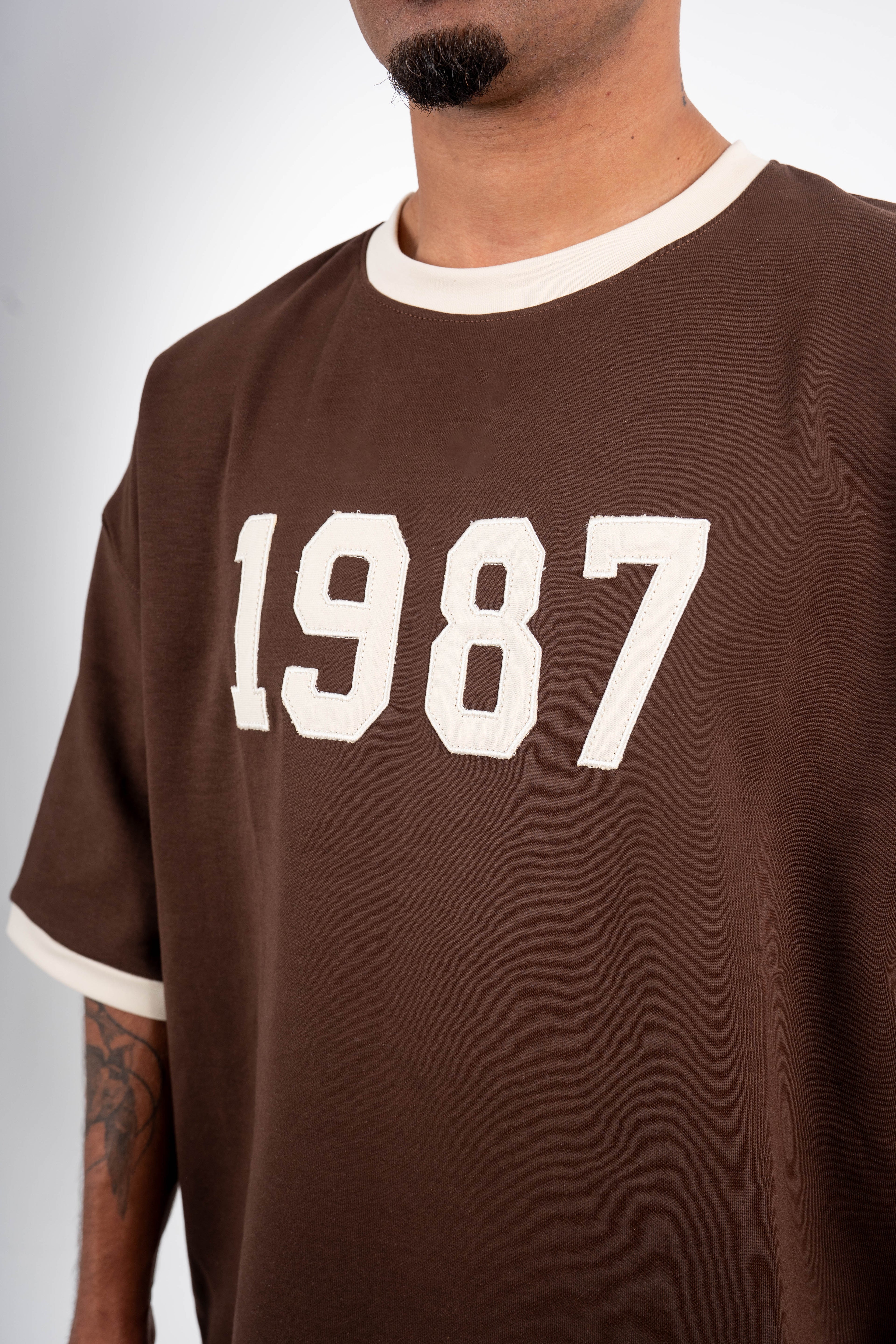 1987 Oversized T-Shirt – Brown & Cream