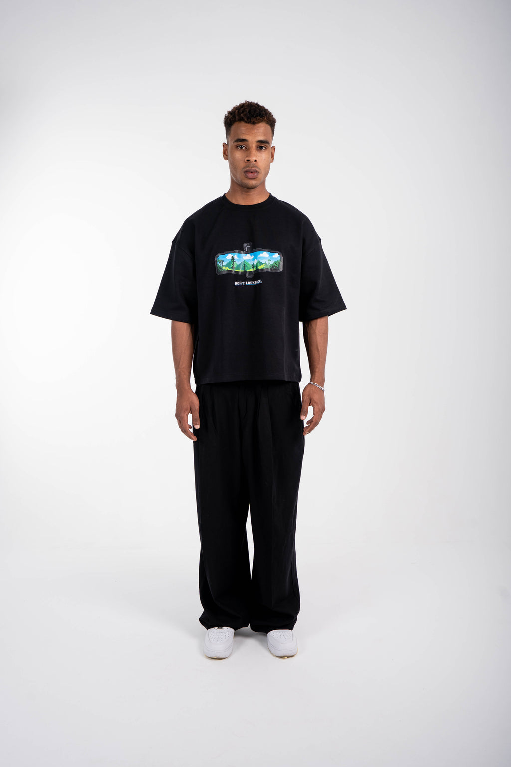 Box Fit T-Shirt – Black