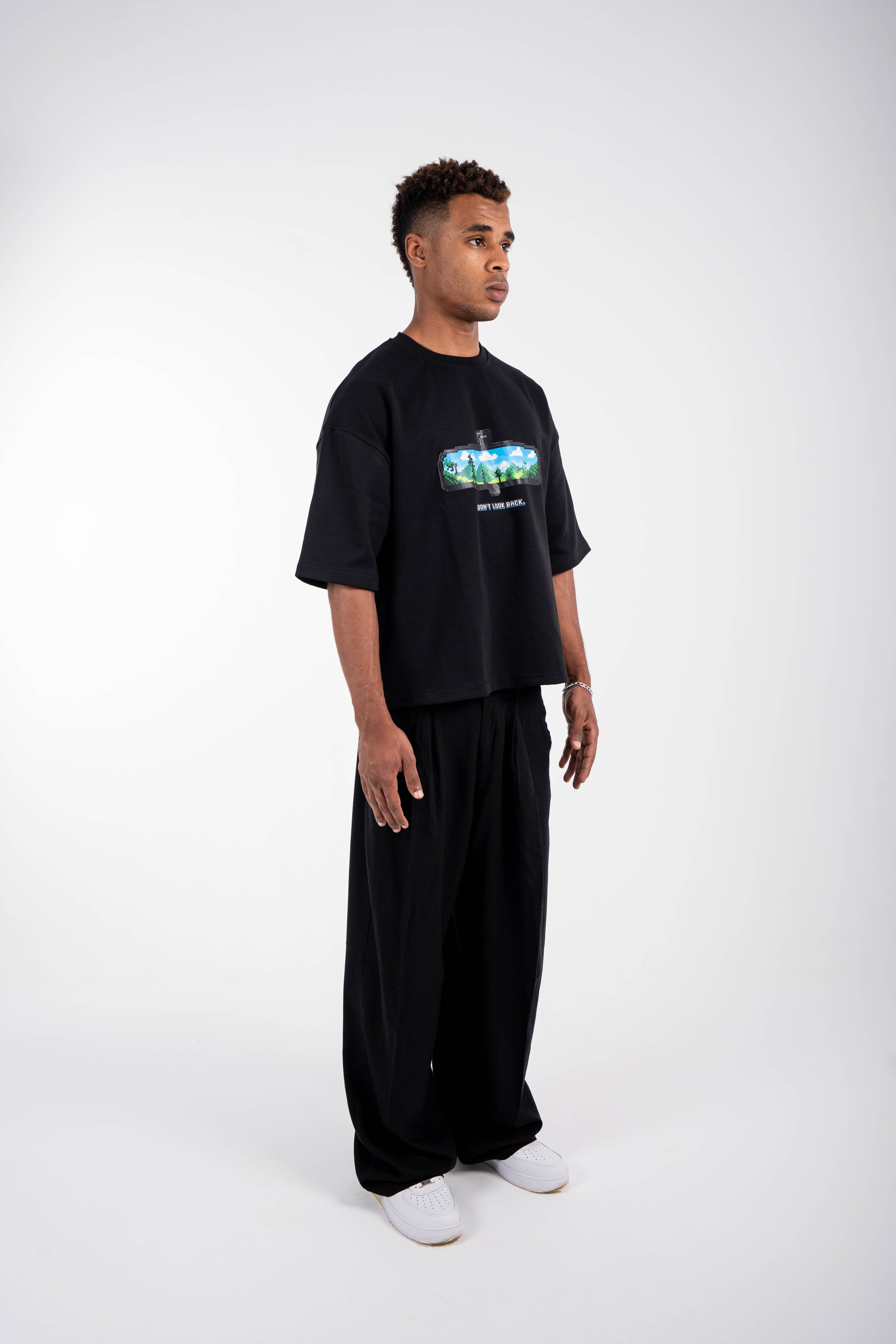 Box Fit T-Shirt – Black