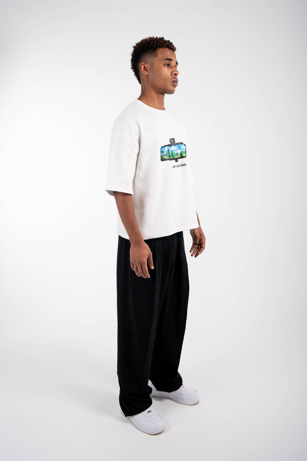Box Fit T-Shirt – White
